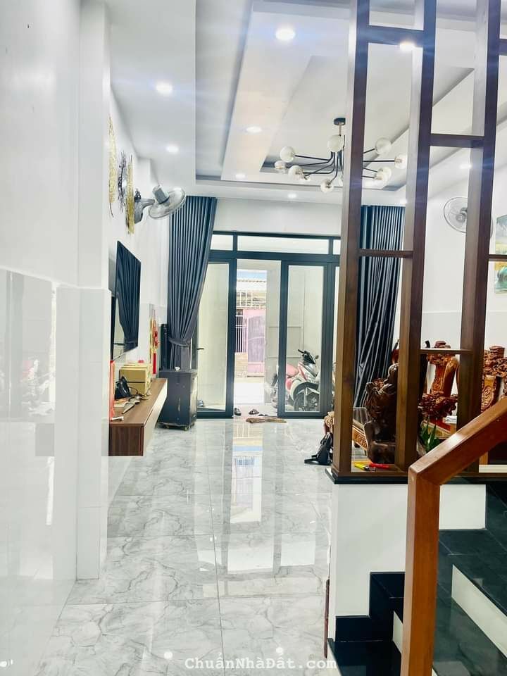 BÁN NHÀ 2 TẦNG LUÊN KHU 8-9 Q BÌNH TÂN