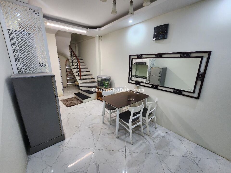 Bán gấp nhà Trịnh Công Sơn, gần Hồ Tây thông Lạc Long Quân 30m2, giá 5.9 tỷ Bán gấp nhà Trịnh Công Sơn, gần Hồ Tây thông Lạc Long Quân 30m2, giá 5.9 tỷ