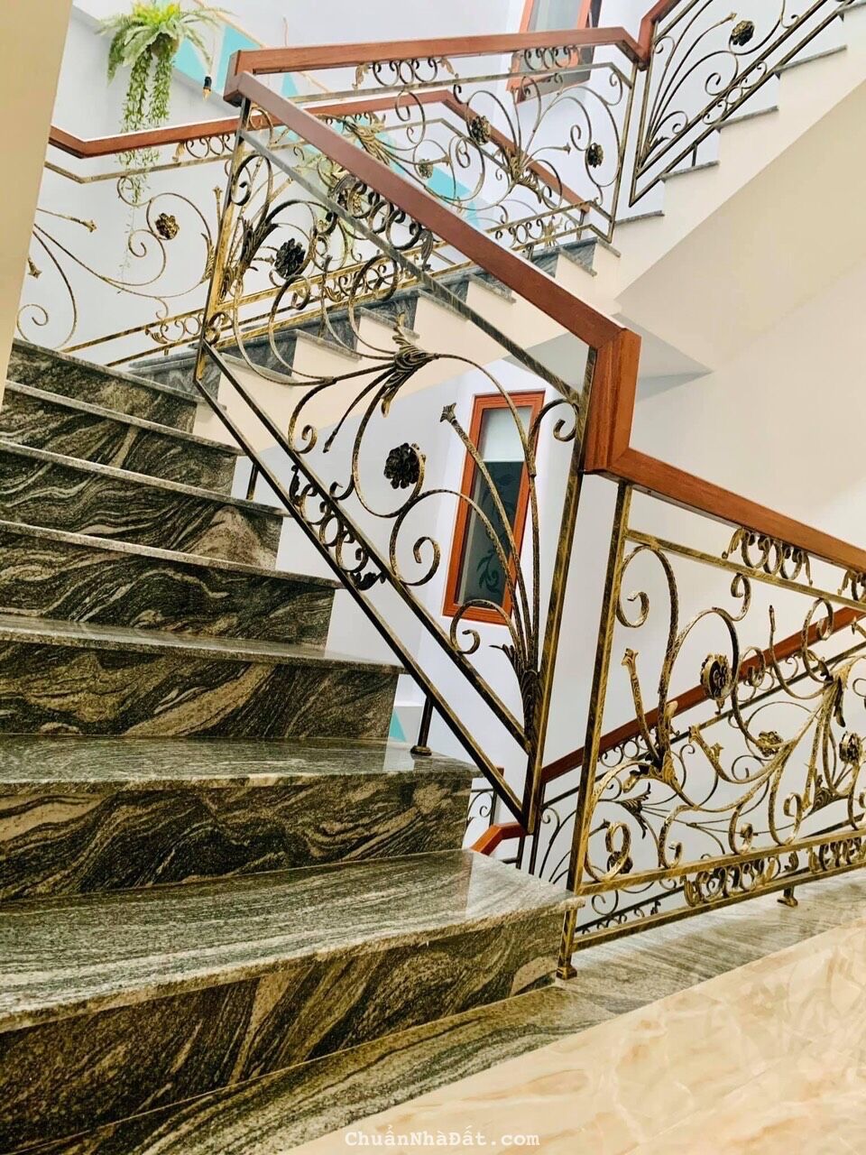 CĂN HỘ 4 TẦNG LÊ HỮU TRÁC Q.SƠN TRÀ DT KHỦNG 156M NHỈNH 10TY-DÒNG TIỀN 600TR/1 NĂM