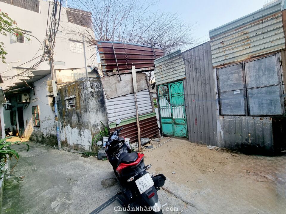 Lô đất kiệt Chính Hữu ( Gần Phạm Văn Đồng ) Phường An Hải Bắc , Quận Sơn Trà , Đà Nẵng  