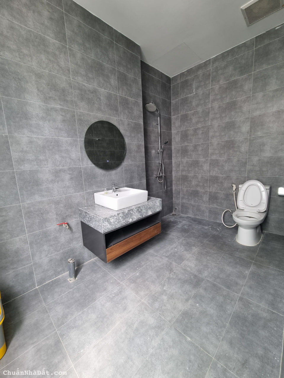 Nhà phố cho thuê có sẵn nội thất diện tích lớn vinhomes grand park-0903257578 Nhà phố cho thuê có sẵn nội thất diện tích lớn vinhomes grand park-0903257578