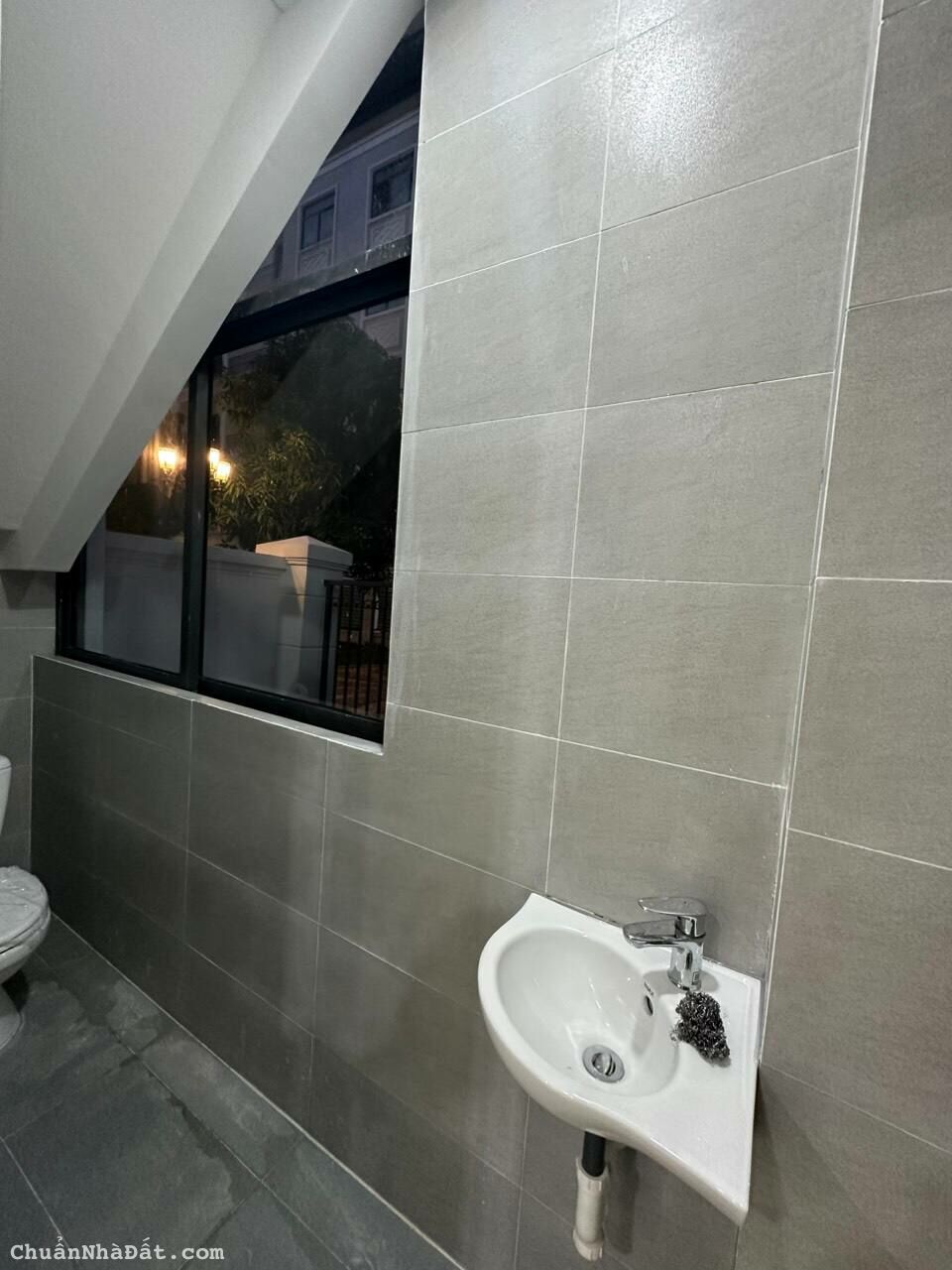 cho thuê nhà phố hoàn thiện trệt 144m2 chỉ 10tr tại vinhomes-0903257578 cho thuê nhà phố hoàn thiện trệt 144m2 chỉ 10tr tại vinhomes-0903257578