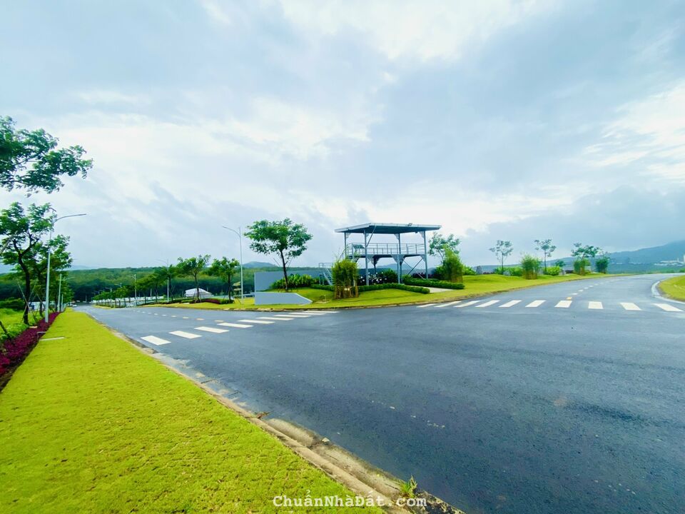 Bán huyệt Mộ đơn, Đôi, Gia đình, Gia tộc, Hoàng gia Nghĩa trang Nirvana