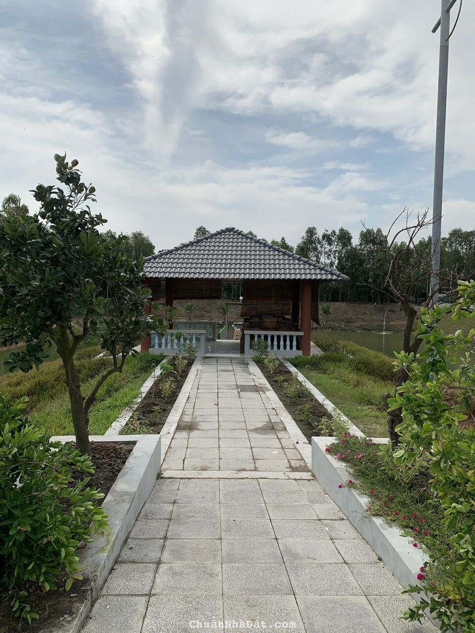 Bán đất huyệt mộ  nghĩa trang giá rẻ - Phúc An Viên Long An 