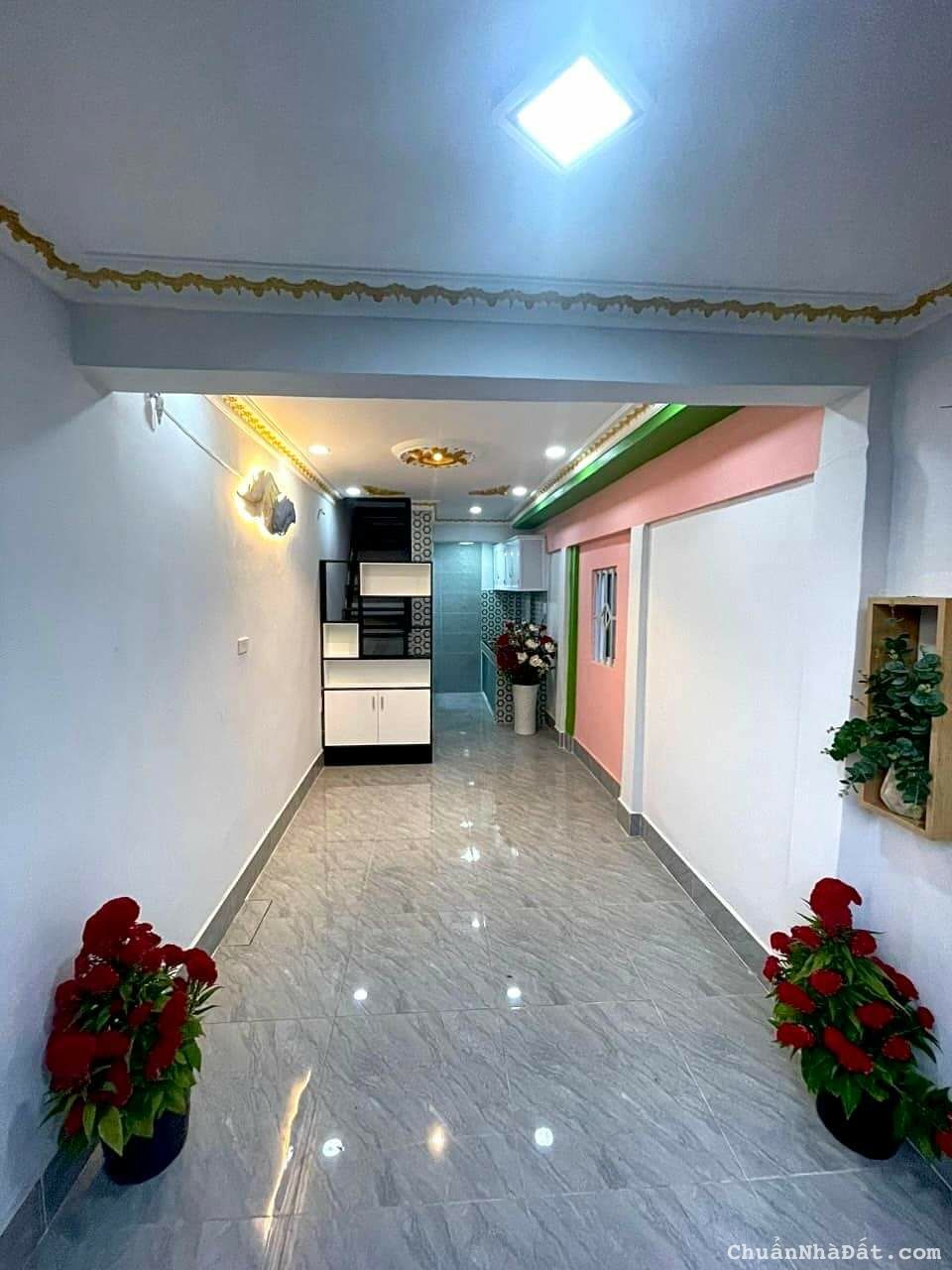 Hẻm 5m,639 Hương Lộ 2 nhà trệt 1 lầu 2 PN