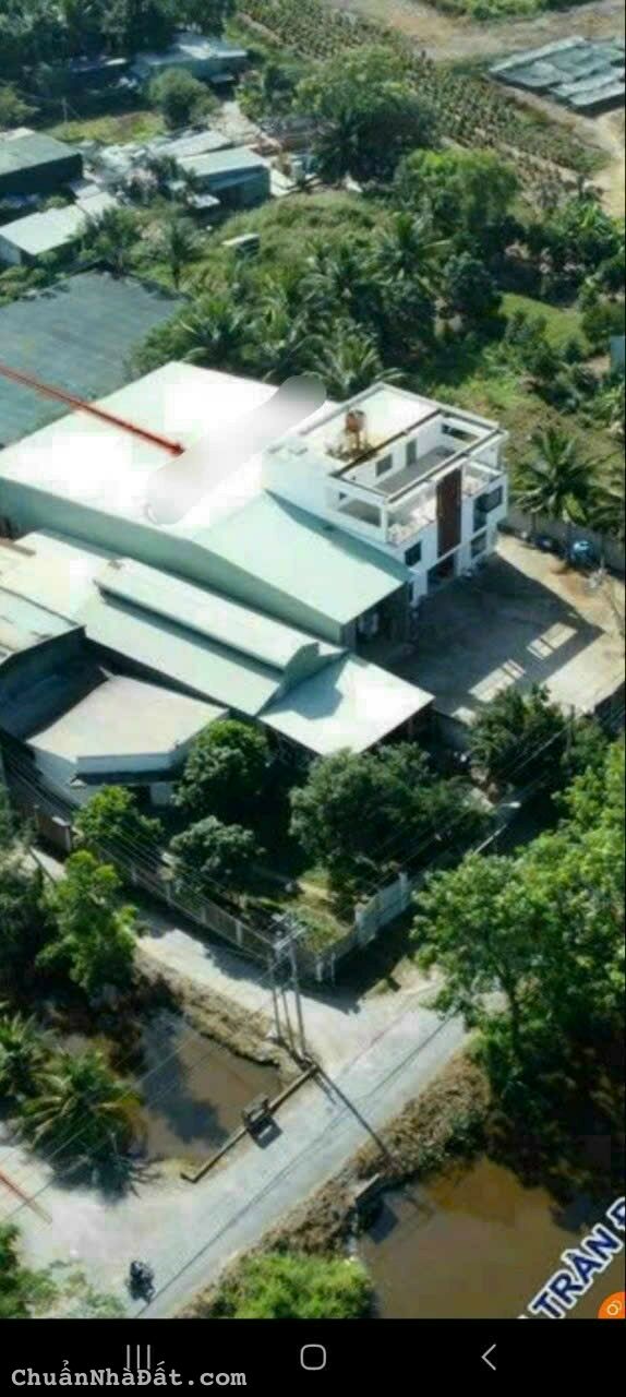 Xưởng 1700 m2,28x65m , Mặt Tiền Đường Kênh A, Xe Container