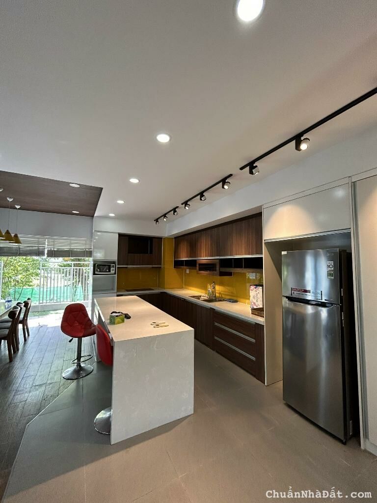 BIỆT THỰ MẶT TIỀN, HÀNG HIẾM CÓ MỘT KHÔNG HAI, TT LÀNG ĐẠI HỌC, 33 X 51, CHỈ 145 TỶ. BIỆT THỰ MẶT TIỀN, HÀNG HIẾM CÓ MỘT KHÔNG HAI, TT LÀNG ĐẠI HỌC, 33 X 51, CHỈ 145 TỶ.