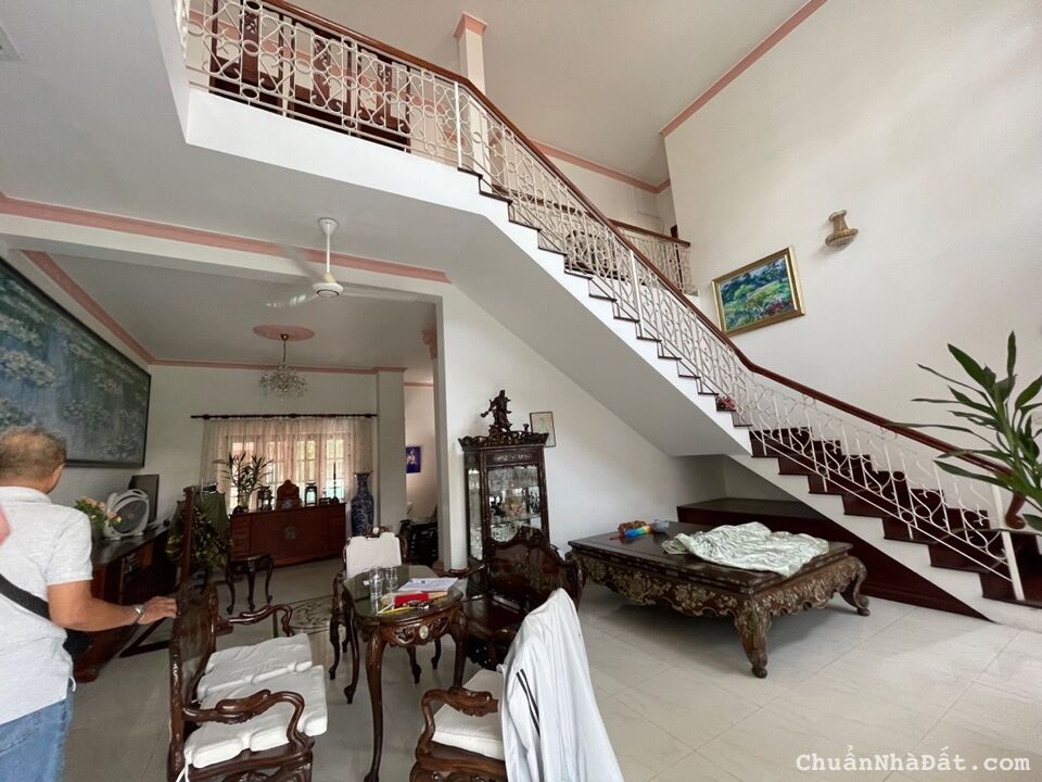 BIỆT THỰ CAO CẤP LÔ GÓC, KHU 18 CĂN ĐỘC LẬP, GẦN CÔNG VIÊN CẦU SÀI GÒN, 26X21,5; CHỈ 105 TỶ.