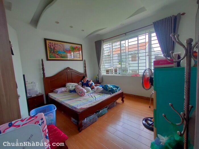 BÁN BIỆT THỰ KHU GIGAMAL, 252M2 CHỈ 28 TỶ; CÓ BT ĐỂ Ở LẠI CÓ DÒNG TIỀN 0,54 TỶ/NĂM. BÁN BIỆT THỰ KHU GIGAMAL, 252M2 CHỈ 28 TỶ; CÓ BT ĐỂ Ở LẠI CÓ DÒNG TIỀN 0,54 TỶ/NĂM.