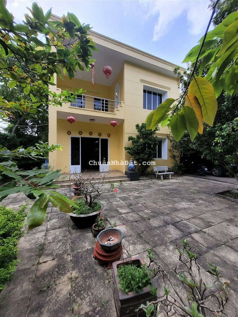 BÁN BIỆT THỰ SÂN VƯỜN, MẶT TIỀN ĐƯỜNG KD SẦM UẤT, GẦN BV THỦ ĐỨC, 870m2, CHỈ 75 TỶ. BÁN BIỆT THỰ SÂN VƯỜN, MẶT TIỀN ĐƯỜNG KD SẦM UẤT, GẦN BV THỦ ĐỨC, 870m2, CHỈ 75 TỶ.