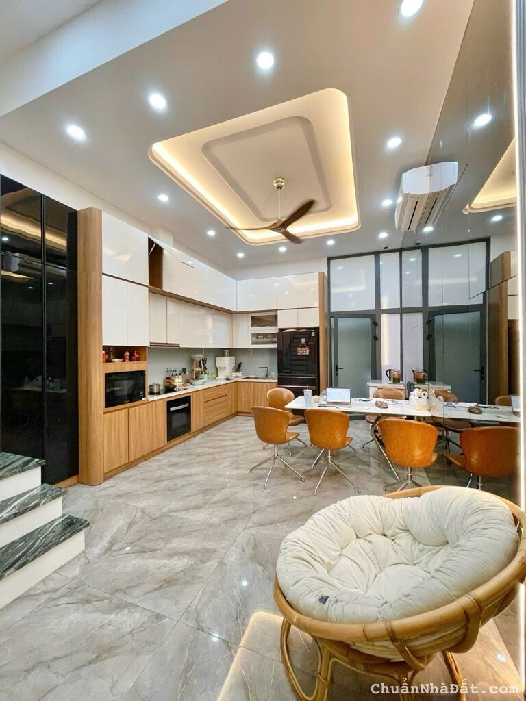 MẶT TIỀN KINH DOANH ĐA NGÀNH, 4 TẦNG, KHU HIMLAM, SÁT HOÀNG DIỆU 2, 4,5X18, CHỈ 14 TỶ.