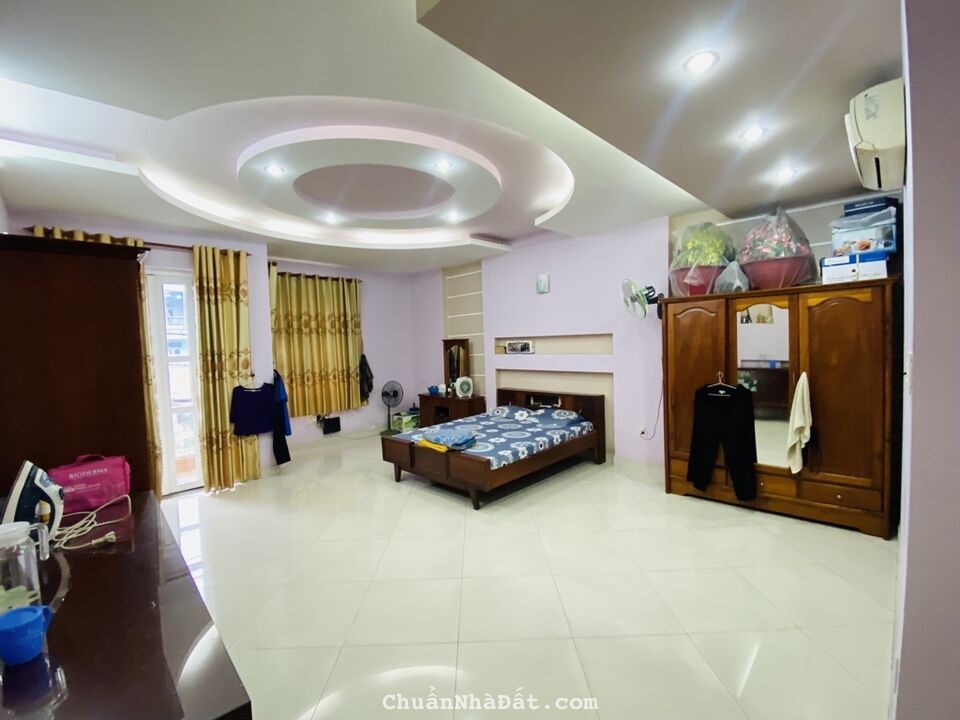 MẶT TIỀN ĐƯỜNG 20m K. DOANH ĐA NGÀNH, MẶT SAU Đ. 8m, GẦN K.CNC, 5X20, 5 TẦNG, CHỈ 18 TỶ.