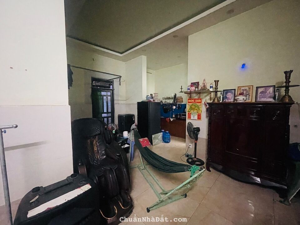 NHÀ 3 TẦNG MẶT TIỀN, LÔ GÓC, DÒNG TIỀN CAO, GẦN CC CHƯƠNG DƯƠNG HOME, 8X18; 17,5 TỶ.