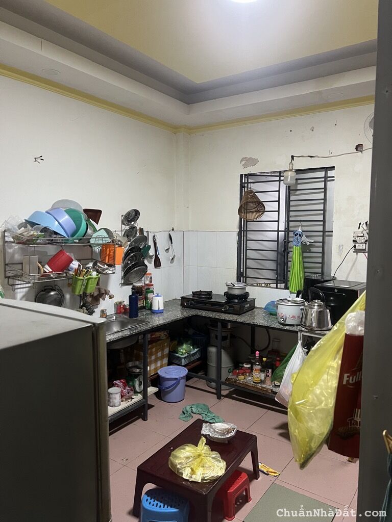 BÁN NHÀ 2 TẦNG, MĂT TIỀN ĐƯỜNG SỐ, GẦN ĐH NGÂN HÀNG, 4X20; CHỈ 6,x TỶ.