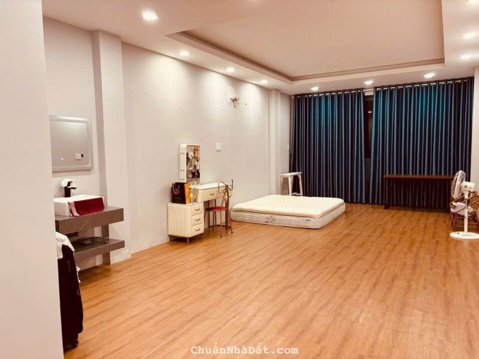 MẶT TIỀN KD ĐA NGÀNH, 5 TẦNG, DÒNG TIỀN 22 TR/THÁNG, GẦN ĐỖ XUÂN HỢP, 4,5X19; CHỈ 9 TỶ.