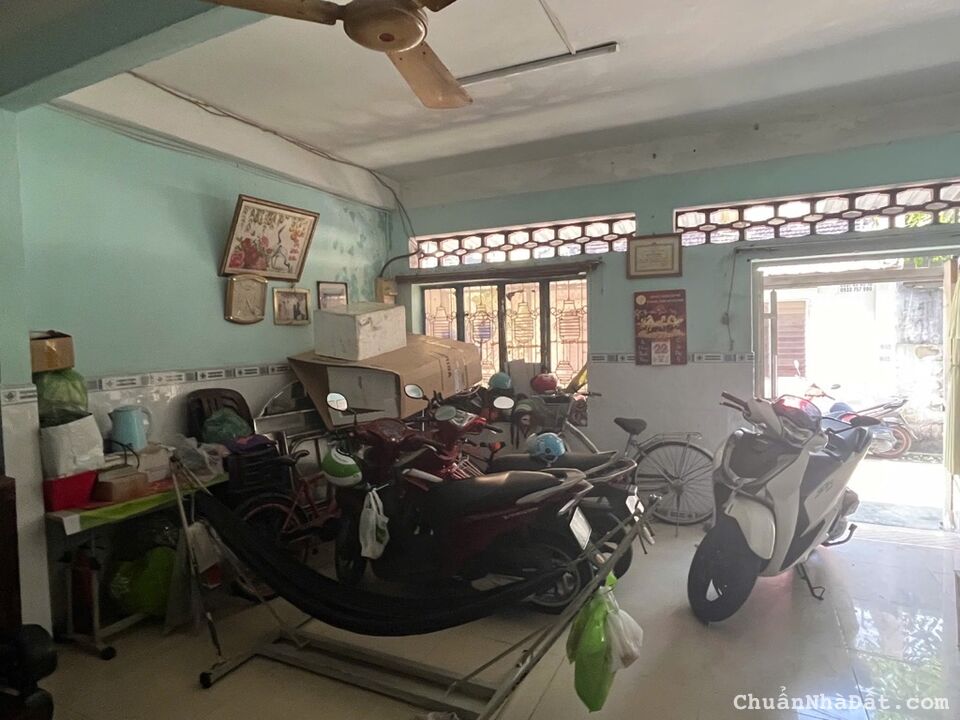 BÁN NHÀ 3 TẦNG, MẶT TIỀN KHU KIẾN THIẾT, NGAY NGÃ TƯ THỦ ĐỨC, 5X13,5, CHỈ 9 TỶ.