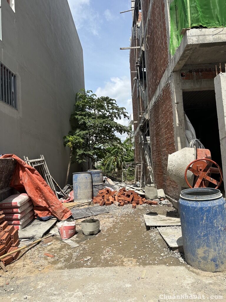 B.Á.N ĐẤT MẶT TIỀN ĐƯỜNG SỐ LÃ XUÂN OAI, GẦN CHỢ TĂNG NHƠN PHÚ A, 4X20; CHỈ 5,99 TỶ.