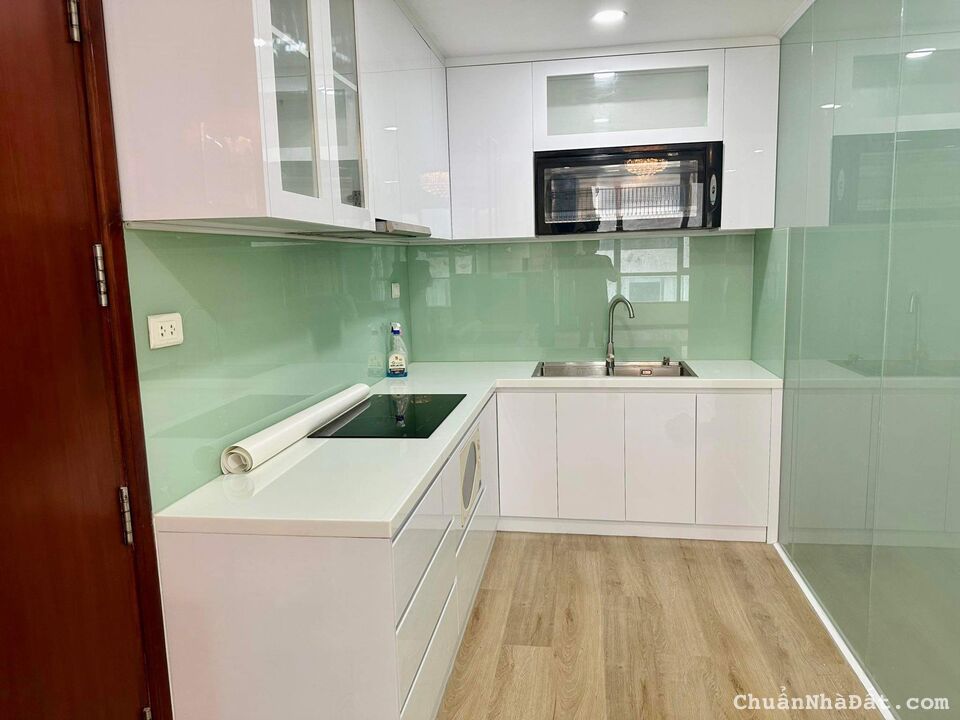 Chủ nhà cần bán CHCC Indochina Q1, 76m2, 2pn, 2wc, SH vĩnh viễn. Giá thật nhà thật: 5.1 tỷ TL