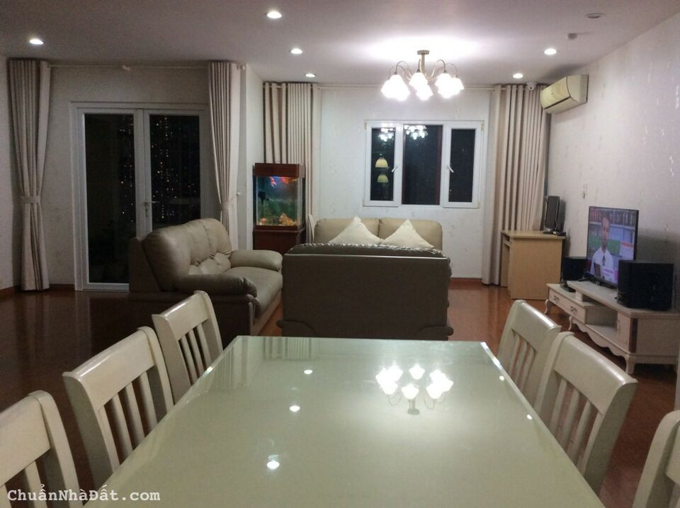 Chính chủ bán CH Horizon Q1, 105m2, 2pn, 2wc, căn góc, có NT, có SH lâu dài. Giá bán: 5.7 tỷ TL