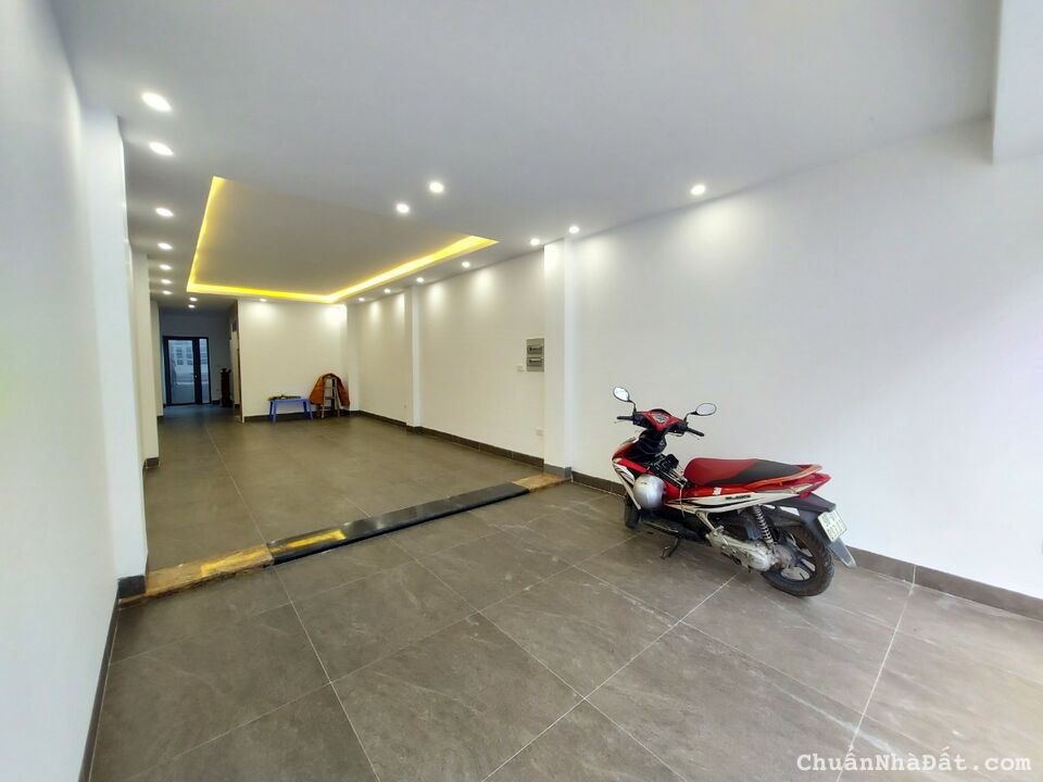 Nhà đẹp phố Cổ Linh, ngay cạnh Aeon Mall Long Biên, 60m2, 6T thang máy, Gara, nhỉnh 10 tỷ Nhà đẹp phố Cổ Linh, ngay cạnh Aeon Mall Long Biên, 60m2, 6T thang máy, Gara, nhỉnh 10 tỷ