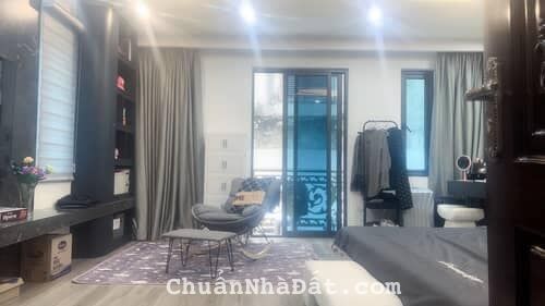 Bán nhà phố Nguyễn Văn Cừ, Long Biên, 46m2, 5t Thang Máy, mt 5m, Gara Oto.