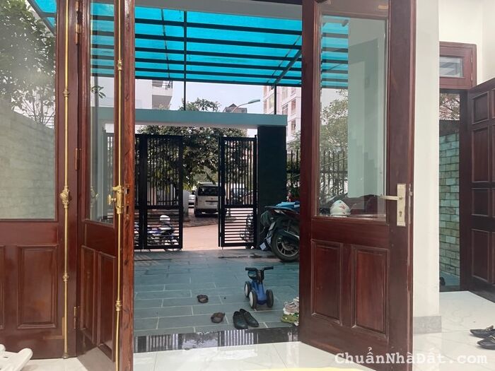 Bán nhà liền kề Phú Thượng, 120m, 4 tầng, mặt tiền 6m, 23 tỷ