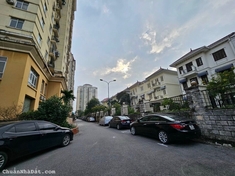 BÁN CĂN HỘ CC QUẬN TÂY HỒ, CẠNH CIPUTRA, GIÁ RẺ NHẤT KHU VỰC, 53M 2,5TỶ BÁN CĂN HỘ CC QUẬN TÂY HỒ, CẠNH CIPUTRA, GIÁ RẺ NHẤT KHU VỰC, 53M 2,5TỶ