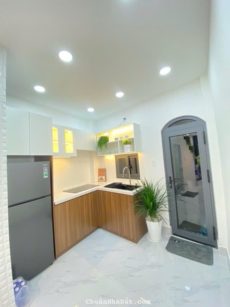 HẺM XE HƠI NƠ TRANG LONG, BÌNH THẠNH, 22M2 MỚI Ở NGAY. GIẢM 650TR CHỈ CÒN 4T TL 