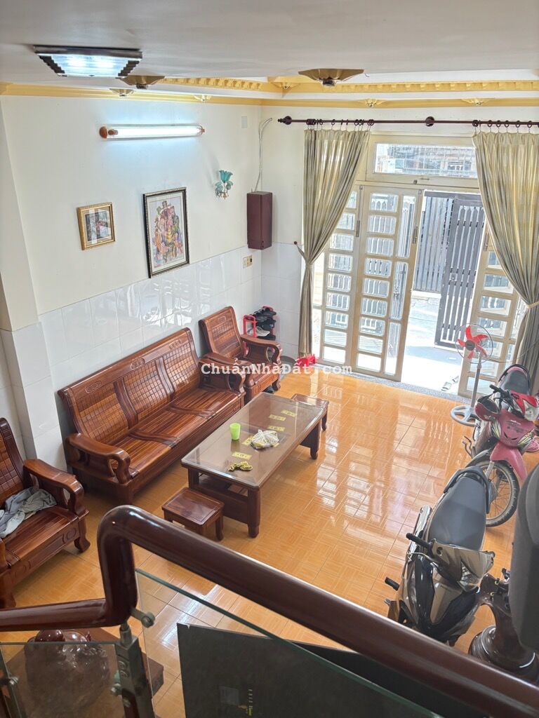 TÒA NHÀ KHU PHAN XÍCH LONG NGUYỄN CÔNG HOAN, 5 TẦNG BTCT, TẶNG NTCC CHỈ 12T