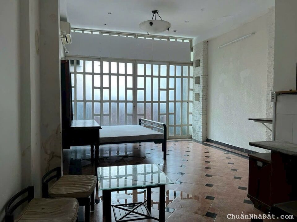 NGAY AEON MALL, MTKD NGUYỄN CỬU ĐÀM, TÂN PHÚ, 130M2 NGANG 8M HIẾM CÓ. GIẢM 550TR CHỈ 23.9T TL TỐT