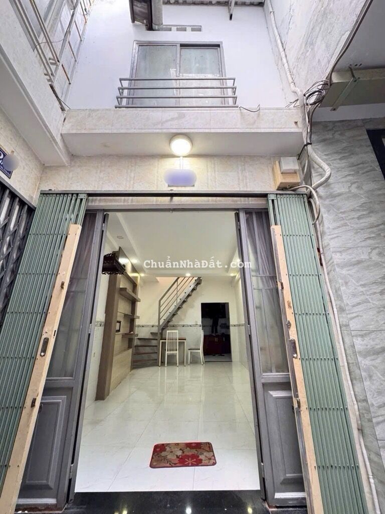 SÁT TÂN BÌNH, HẺM XE HƠI TRẦN TẤN, TÂN PHÚ, 32M2 HIẾM CÓ. GIẢM 450TR CHỈ CÒN 2.89T TL TỐT SÁT TÂN BÌNH, HẺM XE HƠI TRẦN TẤN, TÂN PHÚ, 32M2 HIẾM CÓ. GIẢM 450TR CHỈ CÒN 2.89T TL TỐT