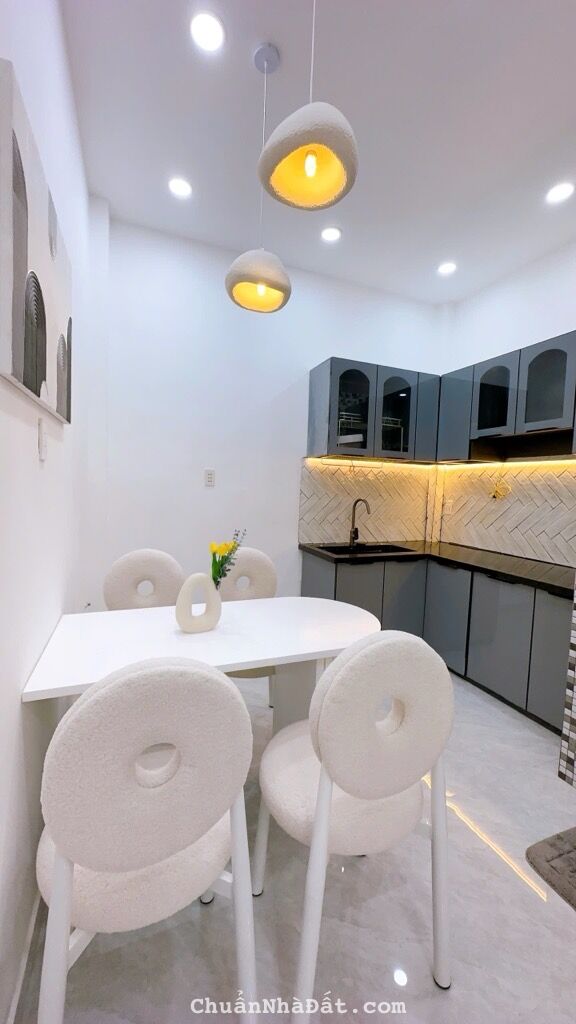 NHÀ GIÁ RẺ, NGUYỄN THƯỢNG HIỀN, BÌNH THẠNH, 2 TẦNG CÓ KC Ở NGAY. GIẢM 350TR CHỈ CÒN 4.35T TL 