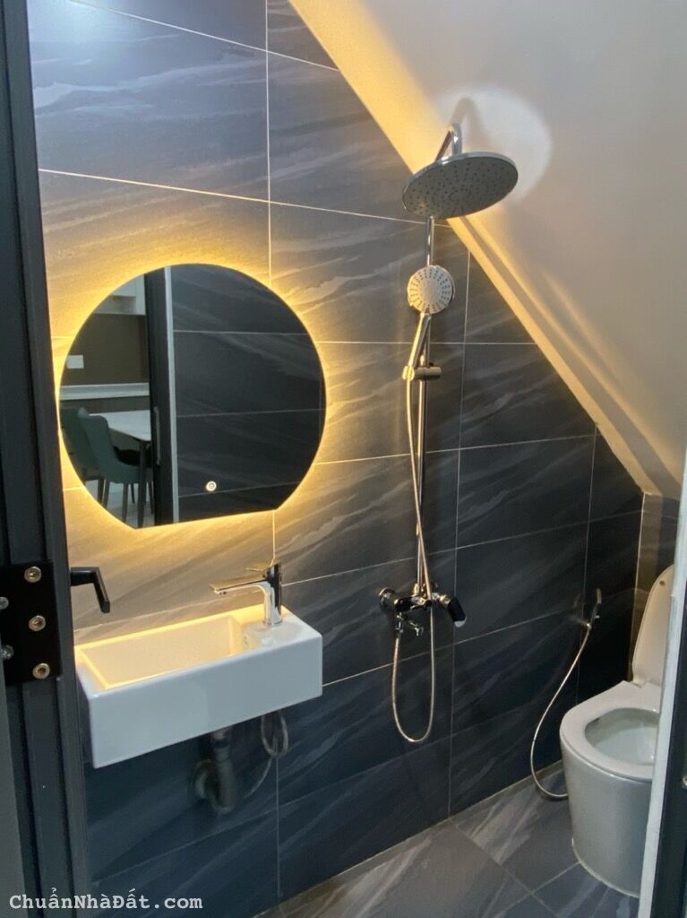 NGAY CẠNH CẦU CÔNG LÝ, MẶT TIỀN CAO THẮNG PHÚ NHUẬN. NTCC QUÁ ĐẶC TRƯNG, CHỈ 5.7T