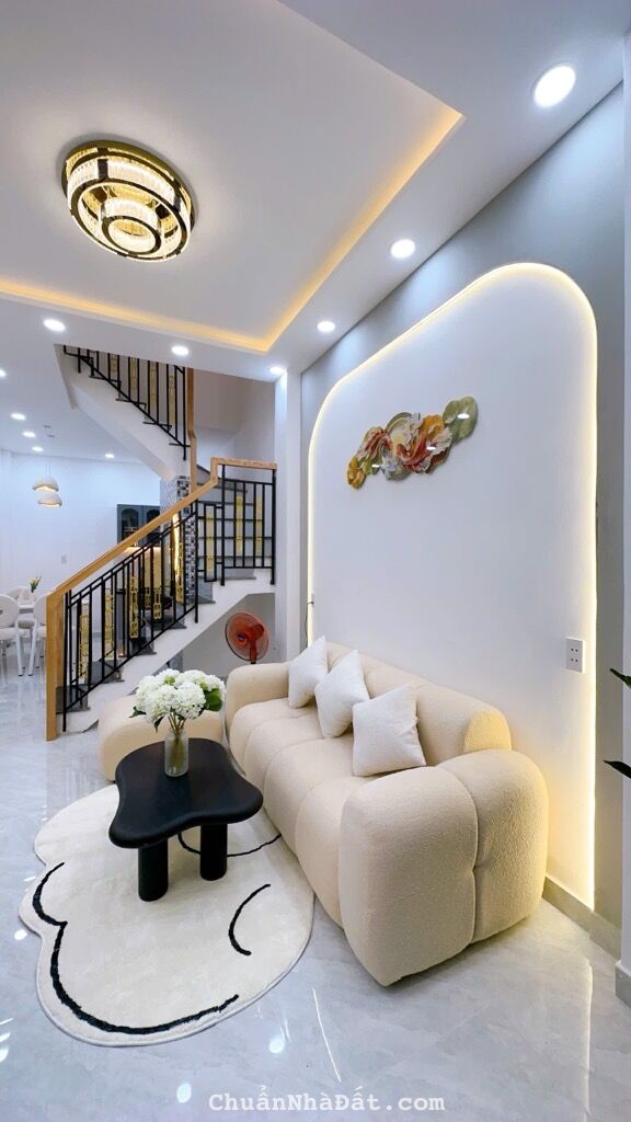 NHÀ GIÁ RẺ, NGUYỄN THƯỢNG HIỀN, BÌNH THẠNH, 2 TẦNG CÓ KC Ở NGAY. GIẢM 350TR CHỈ CÒN 4.35T TL 