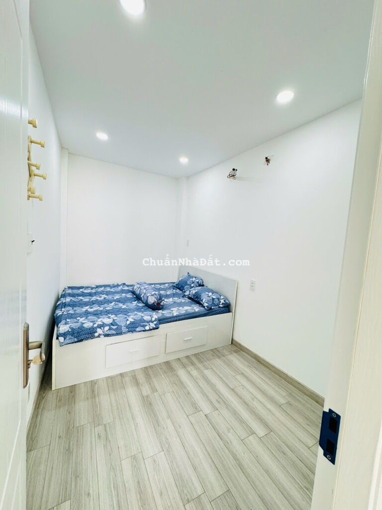 KHU ĐỒNG BỘ NGUYỄN CÔNG HOAN, PHÚ NHUẬN, 2 TẦNG Ở NGAY. GIẢM 350TR CHỈ 3.5T TL 