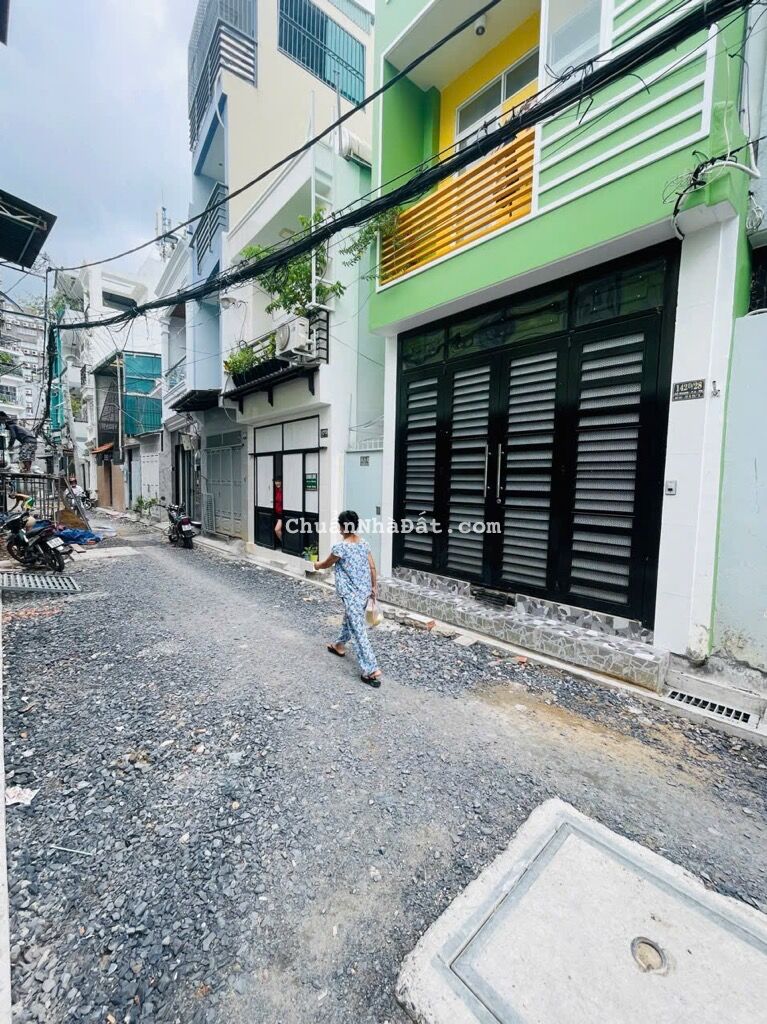 TRUNG TÂM TP. HẺM XE HƠI SÁT NHÀ, CÔ GIANG, PHÚ NHUẬN, 50M2 TIỆN XÂY. GIẢM 350TR CHỈ CÒN 4T TL