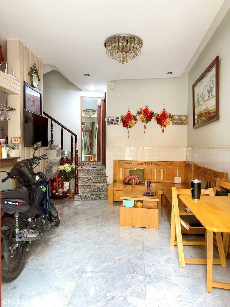 SÁT SÂN BAY, HẺM XE HƠI PHAN TÂY HỒ, PHÚ NHUẬN, 33M2 TIỆN XÂY. GIẢM 350TR CHỈ CÒN 5.6T TL 