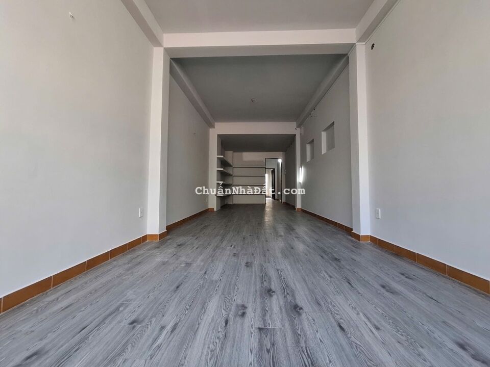 MẶT TIỀN KD NGUYỄN TRỌNG TUYỂN, PHÚ NHUẬN, 70M2 CÓ KC TIỆN CẢI TẠO. GIẢM 2T CHỈ CÒN 15.9T TL 