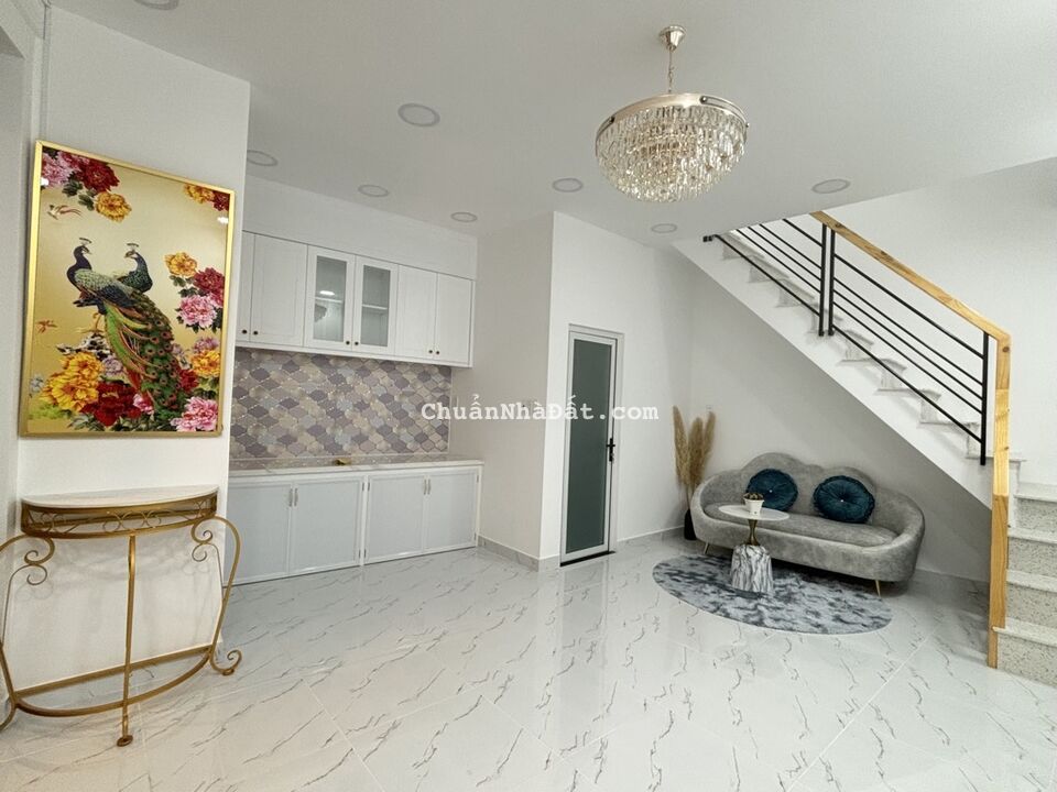 HẺM XE HƠI NƠ TRANG LONG, BÌNH THẠNH, 38M2 MỚI Ở NGAY. GIẢM 650TR CHỈ CÒN 4T TL 