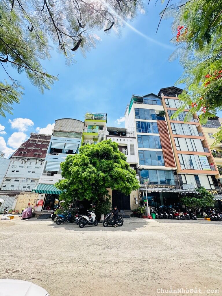 SÁT PEARL PLAZA, MẶT TIỀN KINH DOANH ĐƯỜNG D5, BÌNH THẠNH, 4 TẦNG QUÁ HIẾM. CHỈ 9T SÁT PEARL PLAZA, MẶT TIỀN KINH DOANH ĐƯỜNG D5, BÌNH THẠNH, 4 TẦNG QUÁ HIẾM. CHỈ 9T