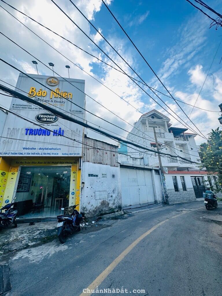 GẦN Q11, MTKD LÝ THÁNH TÔNG, TÂN PHÚ, 32M2 HIẾM CÓ. GIẢM 550TR CHỈ CÒN 4.5T TL TỐT GẦN Q11, MTKD LÝ THÁNH TÔNG, TÂN PHÚ, 32M2 HIẾM CÓ. GIẢM 550TR CHỈ CÒN 4.5T TL TỐT