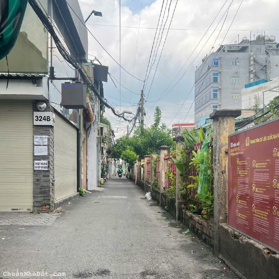 MẶT TIỀN MAI VĂN NGỌC, PHÚ NHUẬN, 52M2 RỘNG RÃI TIỆN XÂY MỚI. GIẢM 2.5T CHỈ CÒN 3T TL 