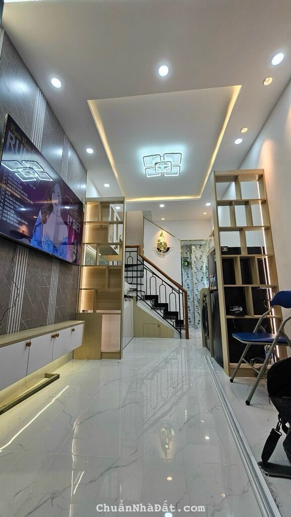 MẶT TIỀN KINH DOANH VIP SÁT PHAN ĐÌNH PHÙNG, PHÚ NHUẬN, 3 TẦNG CHUẨN MỰC, 350TR CHỈ 3T