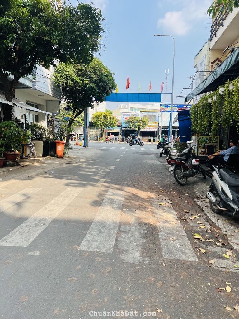 NGAY KHU VIP TÂN THÀNH, MẶT TIỀN DÂN TỘC, TÂN PHÚ, 55M2 HIẾM CÓ. GIẢM 550TR CHỈ 5.5T TL TỐT