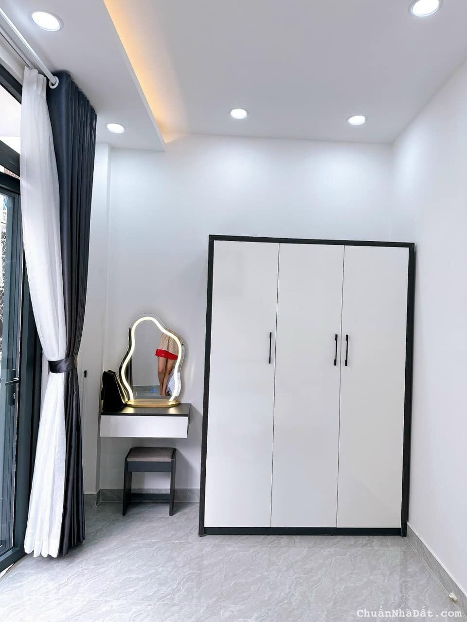 HẺM XE HƠI VÀO NHÀ, PHAN ĐĂNG LƯU, PHÚ NHUẬN, 2 TẦNG ĐÚC BTCT Ở NGAY, GIẢM 450TR CHỈ NHỈNH 3T  