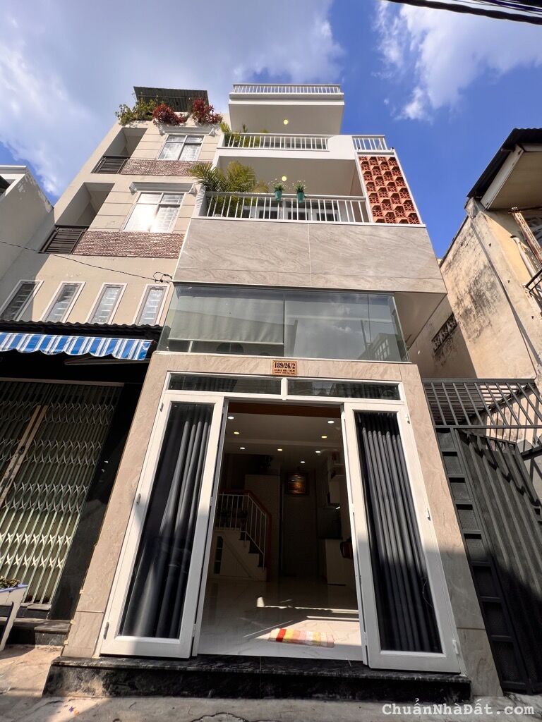 HẺM XE HƠI SÁT VÁCH. HOÀNG HOA THÁM, BÌNH THẠNH, 3 TẦNG Ở NGAY. GIẢM 550TR CHỈ CÒN 4.5T TL 