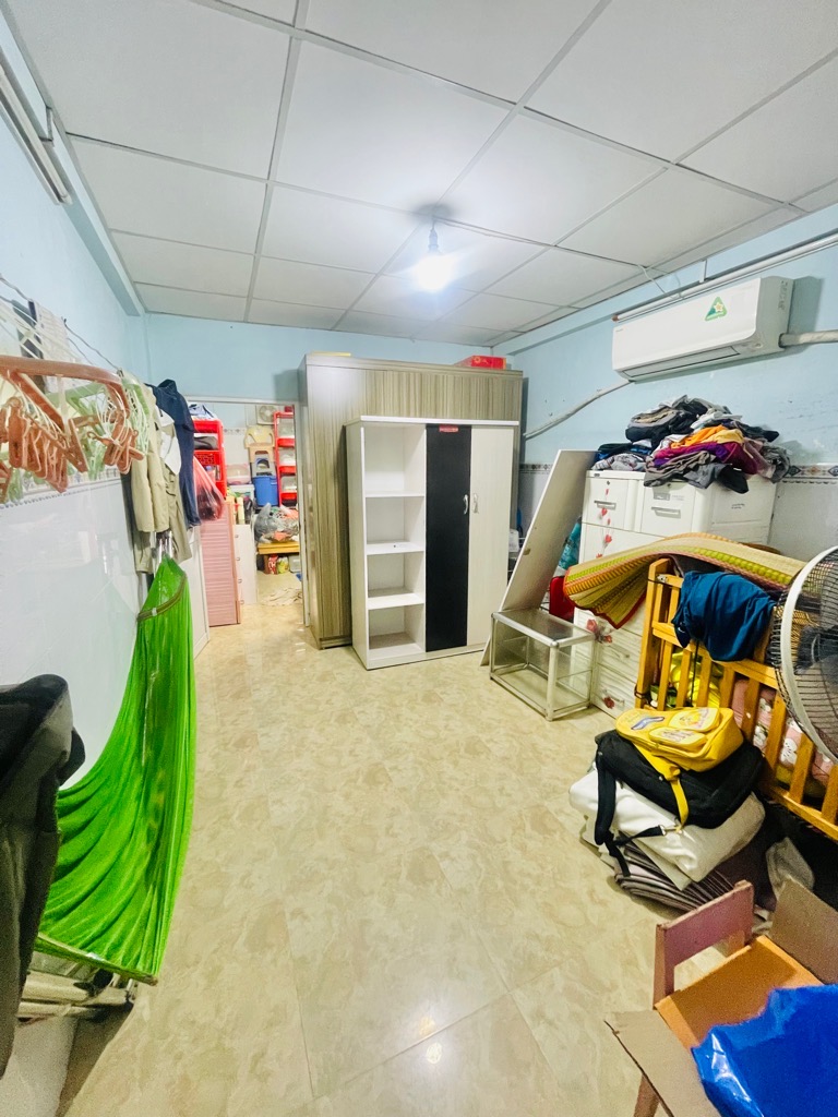 NHÀ GIÁ RẺ, HUỲNH VĂN BÁNH, PHÚ NHUẬN, 30M2 CŨ TIỆN XÂY MỚI, GIẢM 350TR CHỈ 3T TL