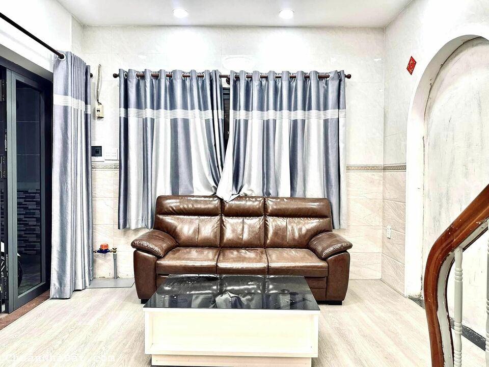 RẺ NHẤT KHU. HẺM XE HƠI 5M HUỲNH VĂN BÁNH, PHÚ NHUẬN, NGANG 4M BỀ THẾ, GIẢM 500TR CHỈ 4T TL