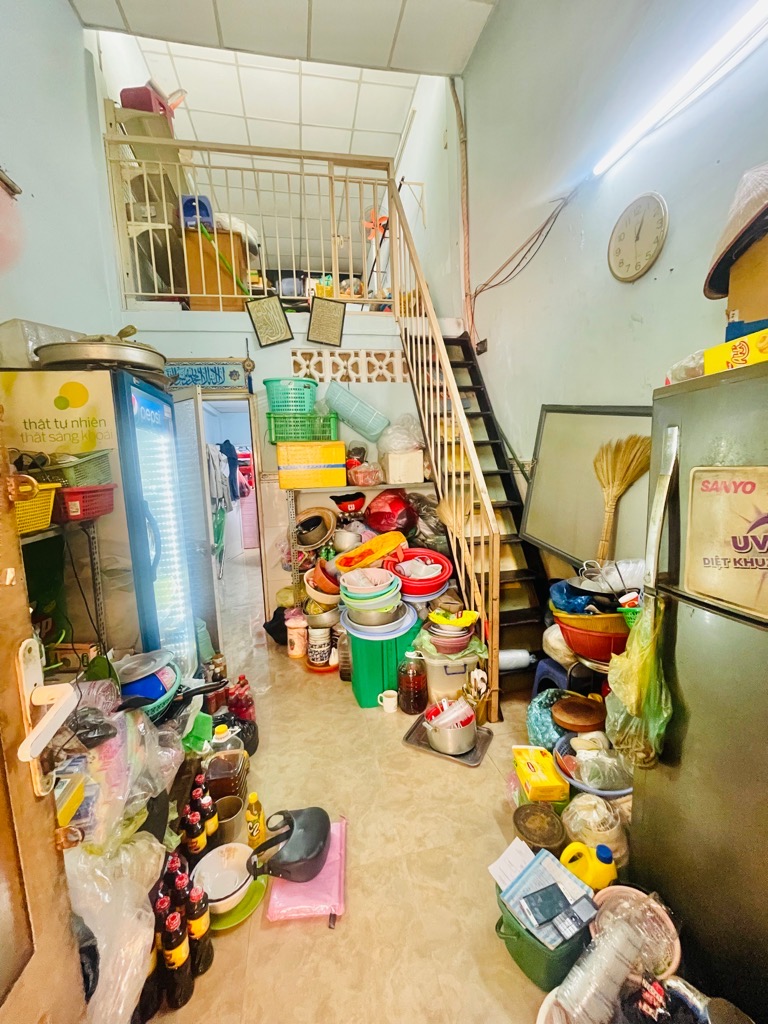 NHÀ GIÁ RẺ, HUỲNH VĂN BÁNH, PHÚ NHUẬN, 30M2 CŨ TIỆN XÂY MỚI, GIẢM 350TR CHỈ 3T TL