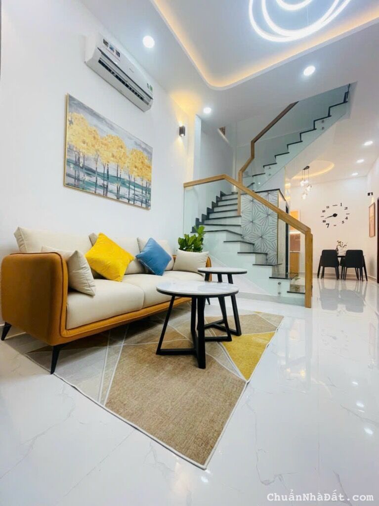 GIAO LỘ LÊ VĂN SỸ HUỲNH VĂN BÁNH, PHÚ NHUẬN, CHƯA QUA ĐẦU TƯ, 45M2 MỚI Ở NGAY, CHỈ 5.5T